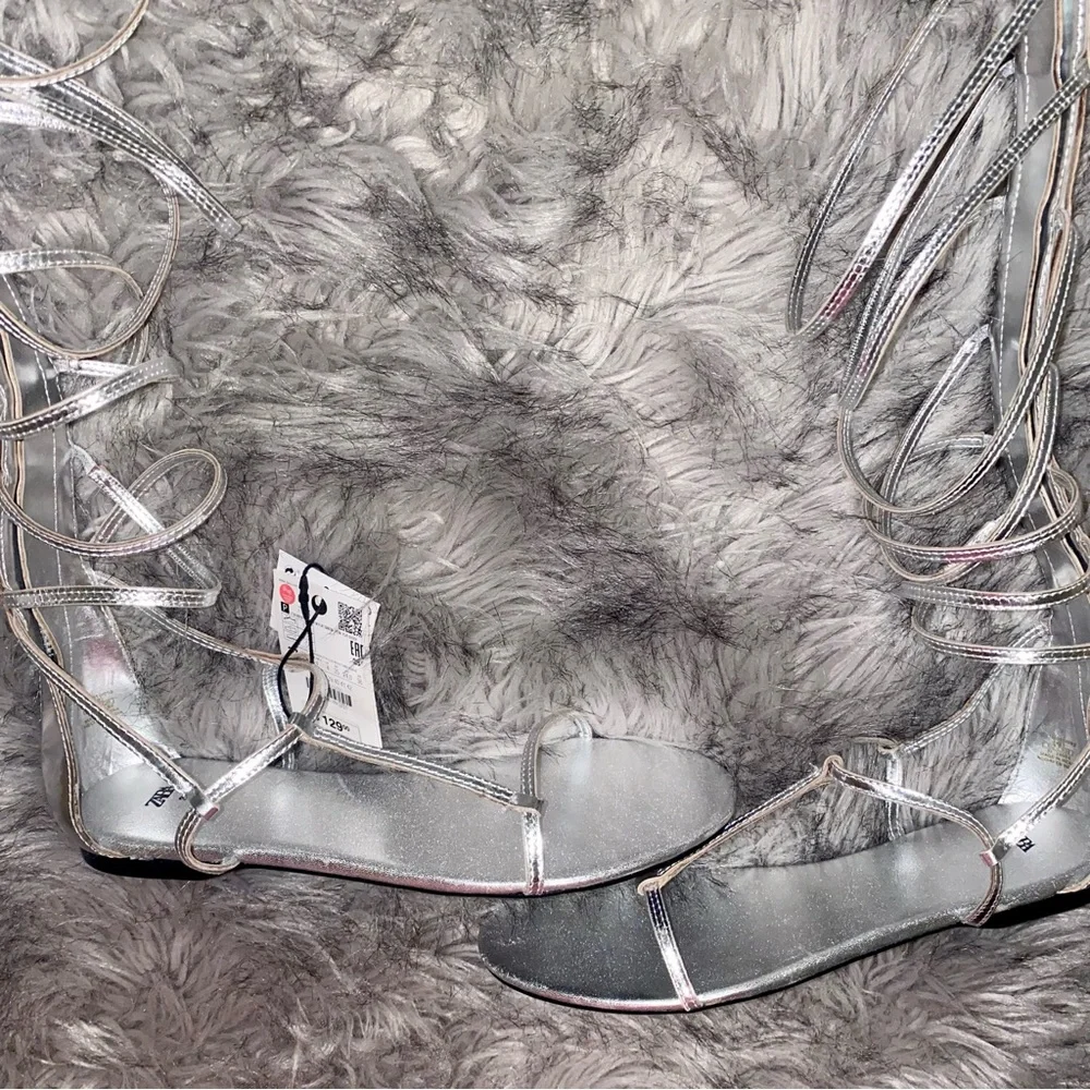 ZARA Leather Gladiator Sandals - Picture 10 of 13